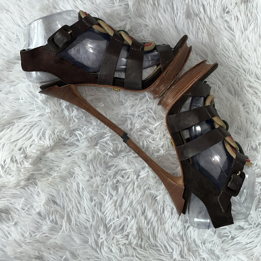 LAMB HEELS - Picture 5 of 12